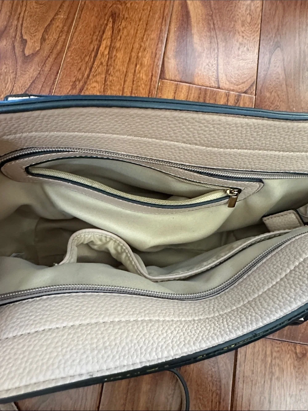 Leather Satchel Purse - Picture 11 of 12